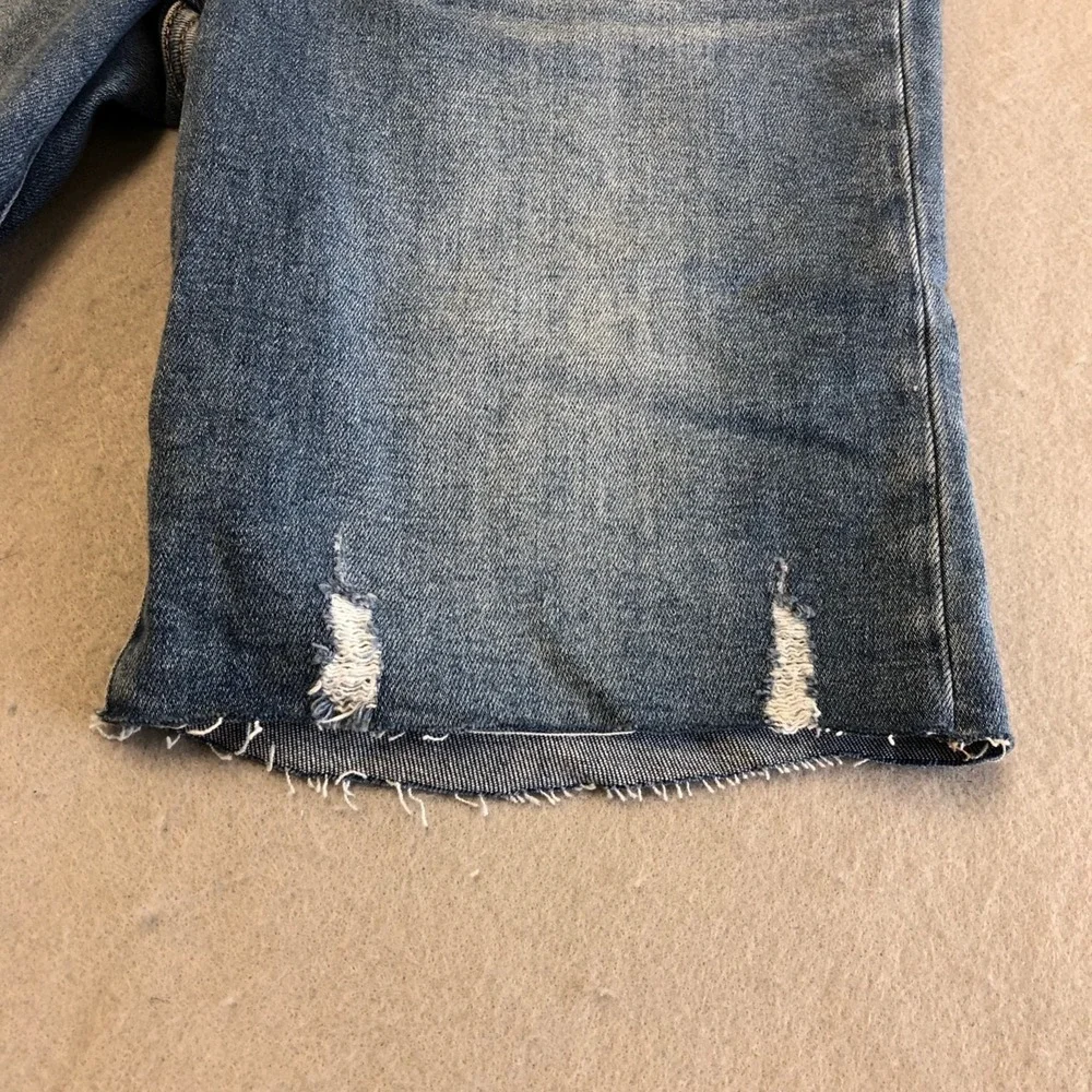 Paige Jax Knee Shorts Womens 26 2 Blue Denim Stretch Distressed Mid Rise‎